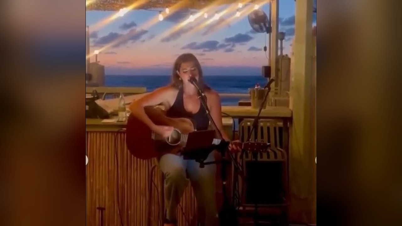 Live Music Performance: Tel Aviv