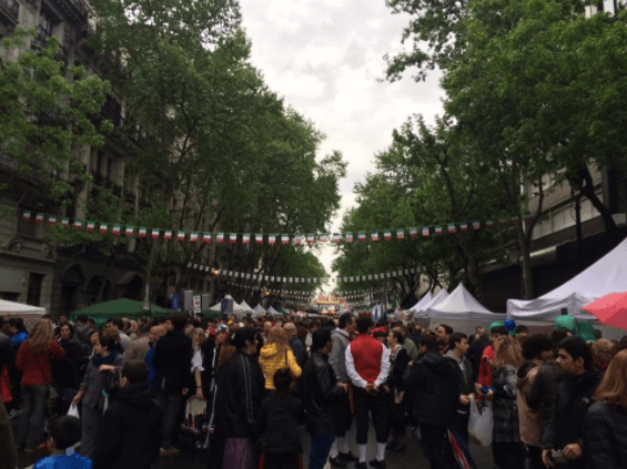 Open air market in downtown Buenos Aires
